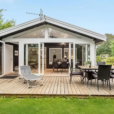 Cozy In Sydals With Kitchen Holiday home *